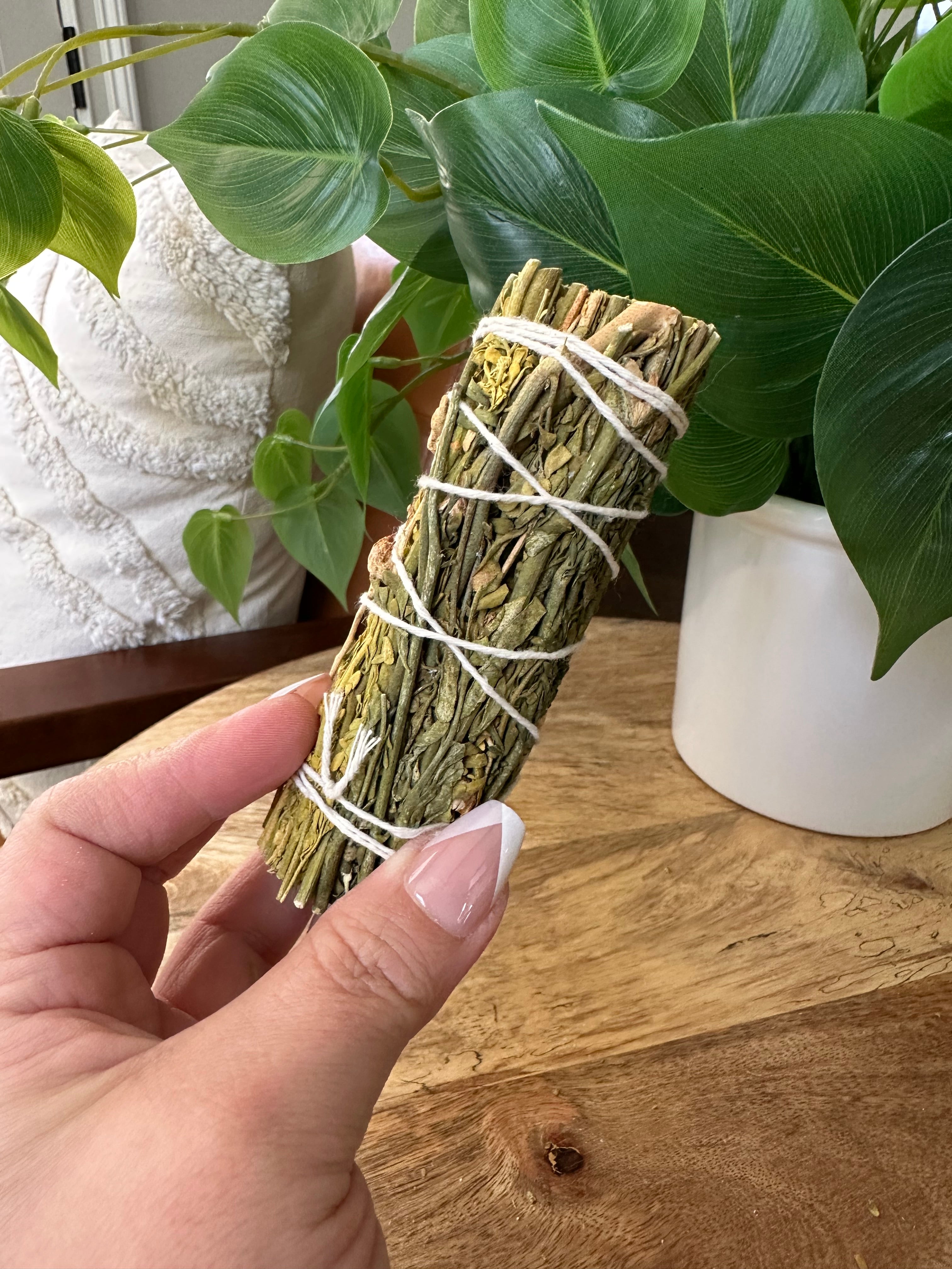 Ruda Rue Sage Smudge Stick. Organic smudge stick for good fortune. 4.5" sage stick.