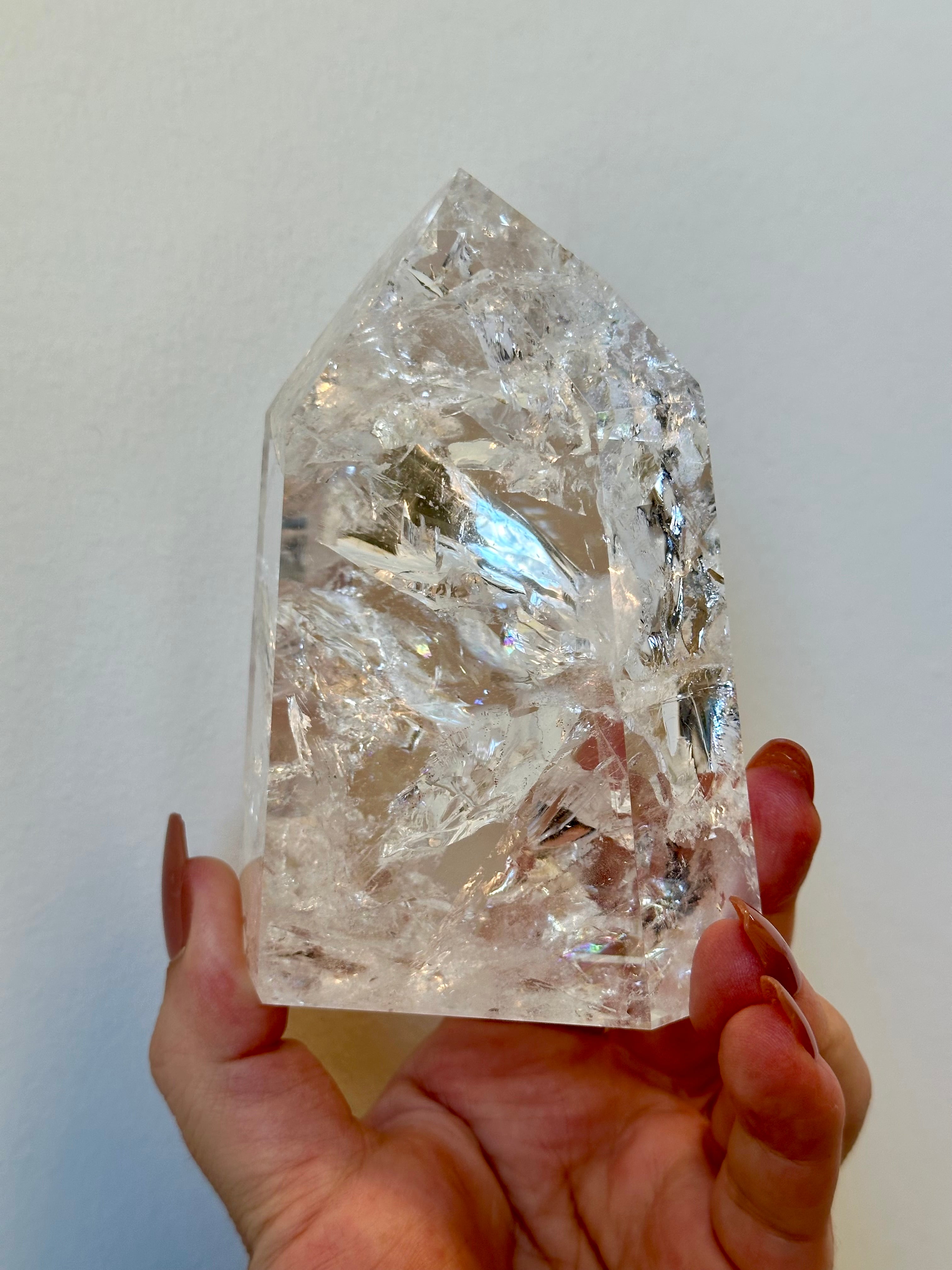 Large Grade A Quartz Tower with natural striking layers. 1lb3oz.