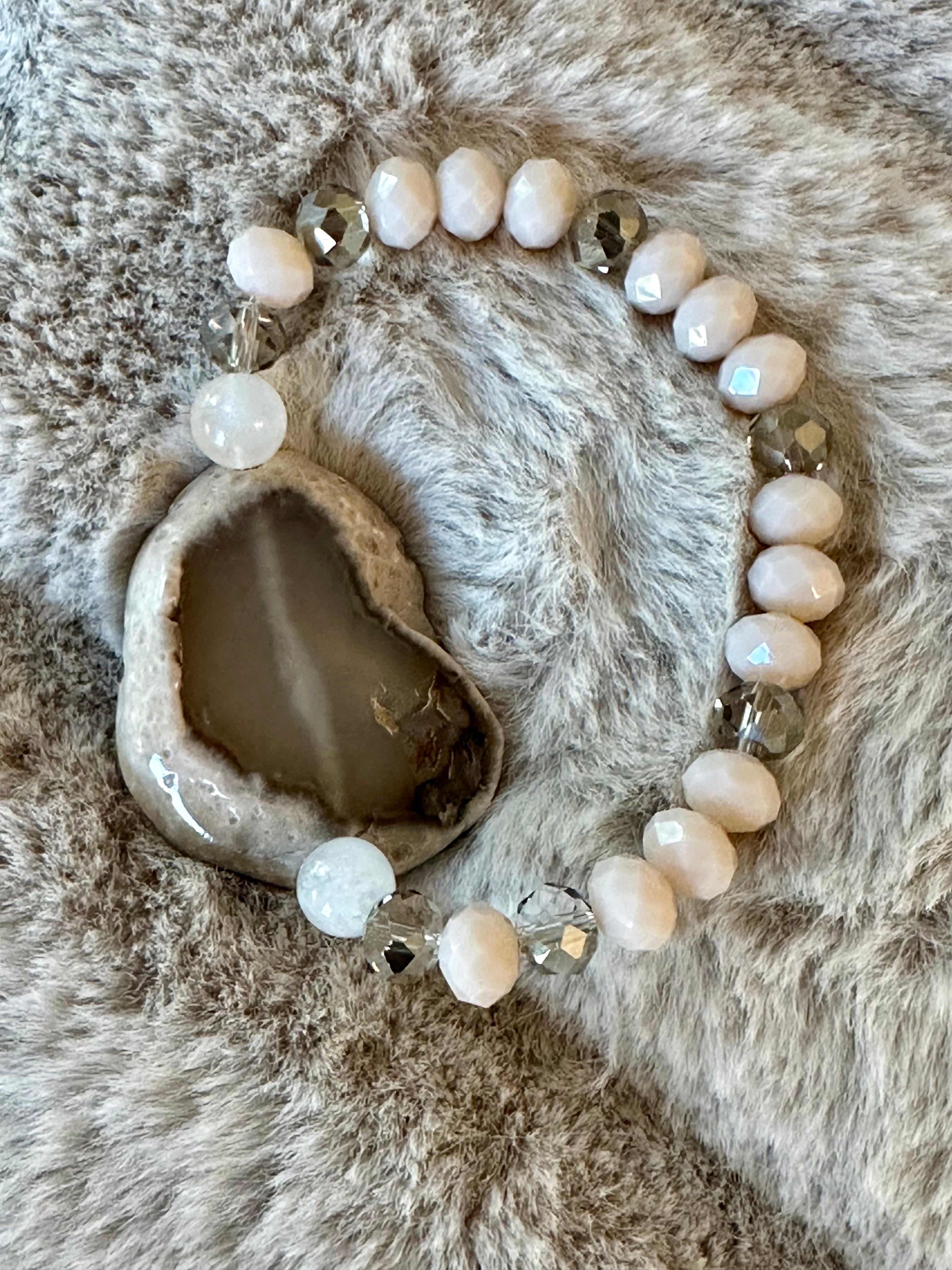 Natural Agate Slice bracelet with moonstone, neutral and smoky beads. Chic stackable bracelet.