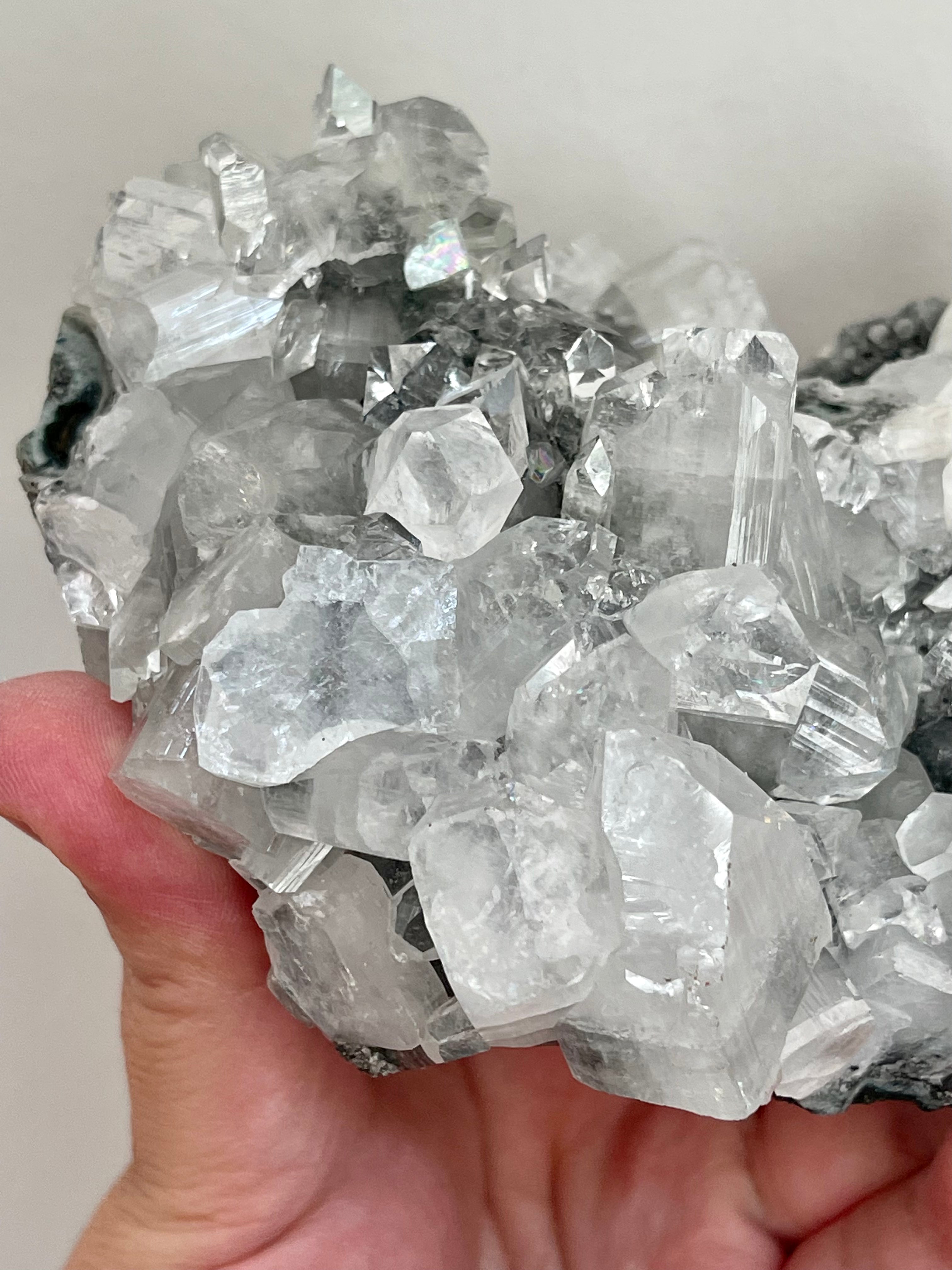 Alluring Apophyllite cluster from India. High grade Apophyllite 460gr.