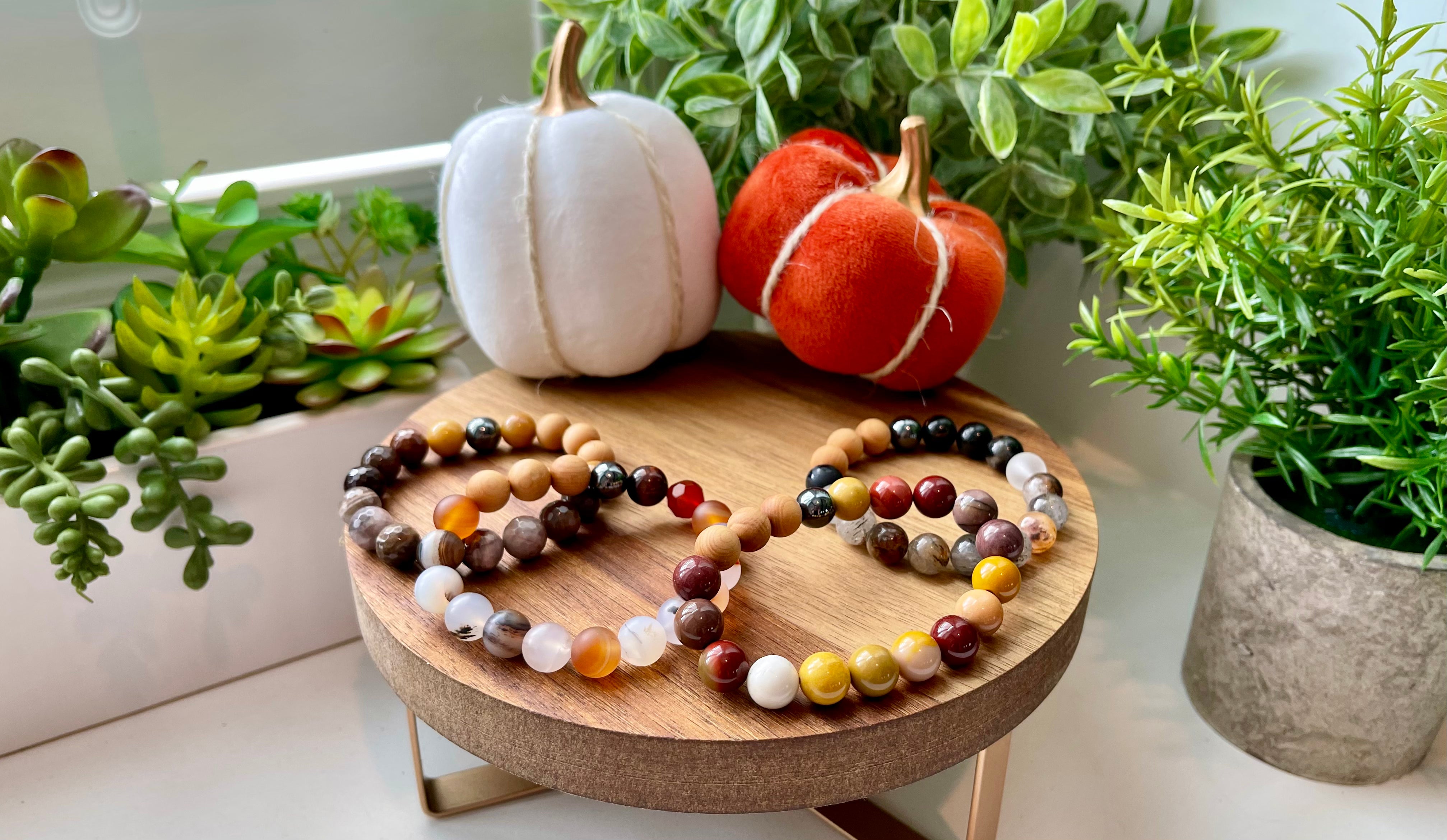 Handmade Mookaite bracelet. 10mm Natural crystal beads