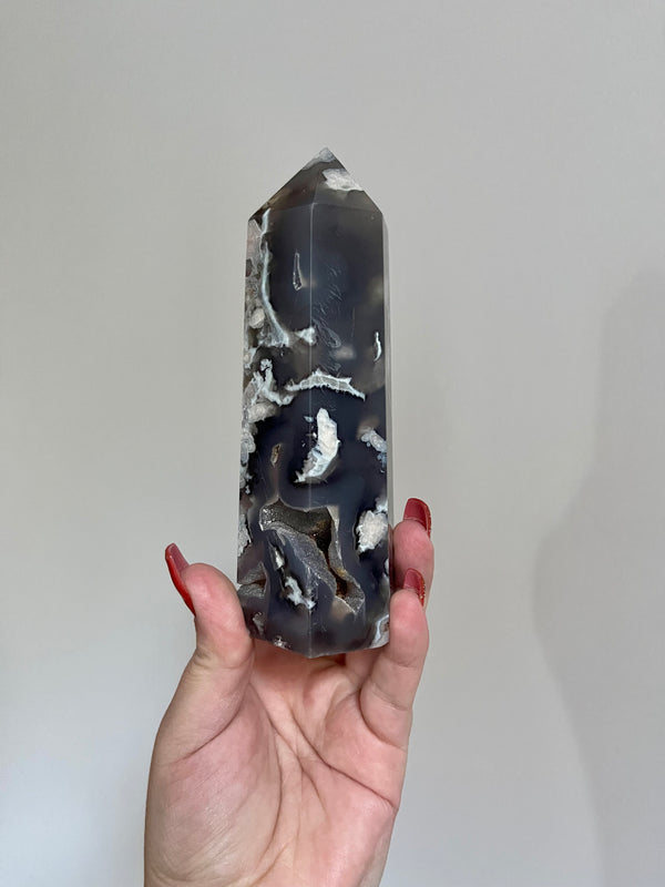 Black Flower Agate tower with Druzy pockets from Madagascar. Gorgeous medium sized tower.