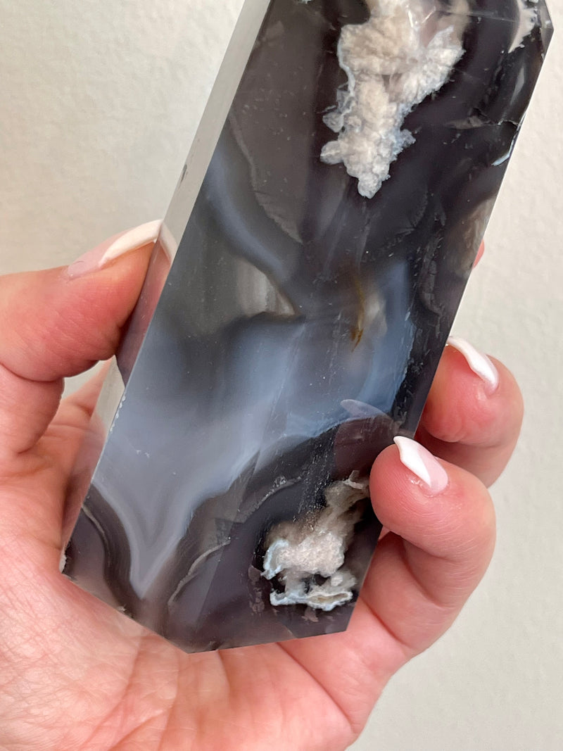 Black Flower Agate tower from Madagascar. Goregous large Flower Agate Tower.