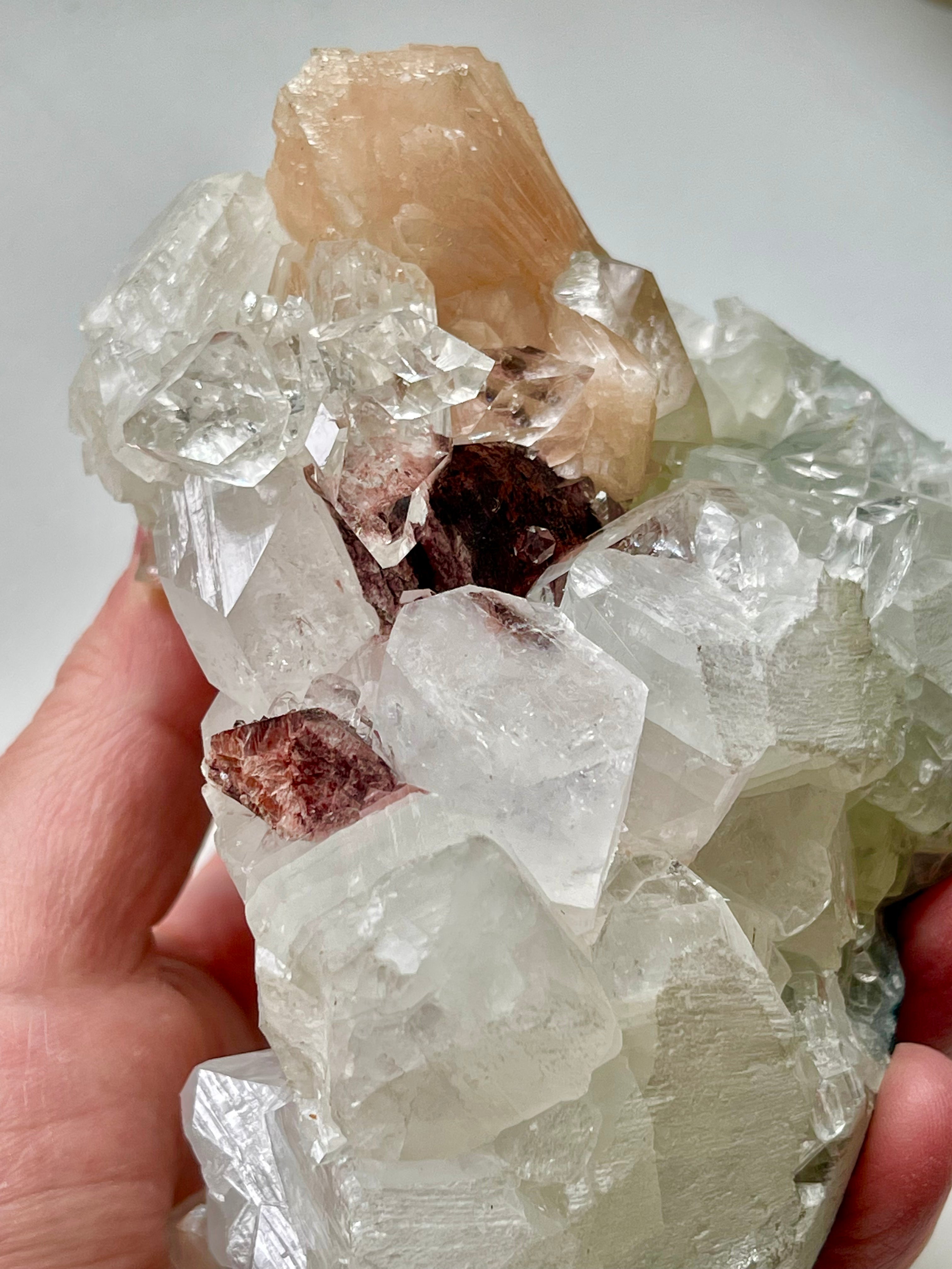 Apophyllite cluster from India. High grade Apophyllite with Stillbite and rare Heulandite 560gr.